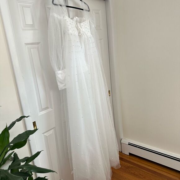 HY WHITE PEARL MATERNITY GOWN/DRESS - Picture 4 of 12